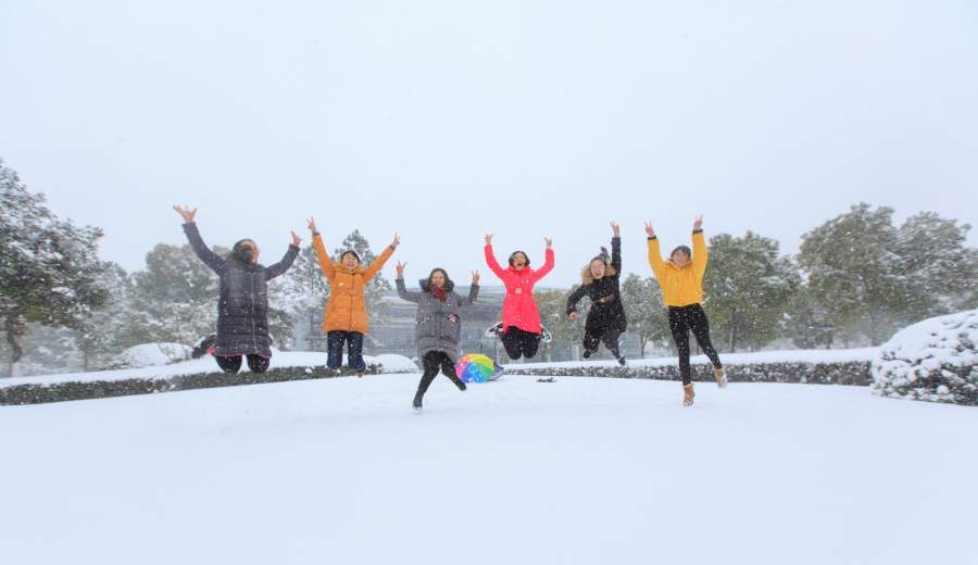 年薪25-40万招博士,等你来-1